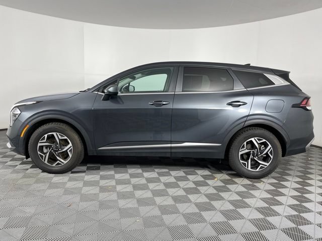 Used 2023 Kia Sportage LX FWD image 7
