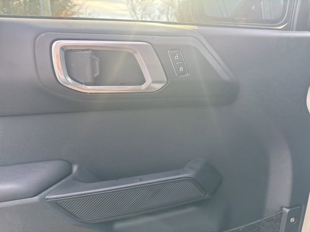 New 2025 Ford Bronco Outer Banks image 8