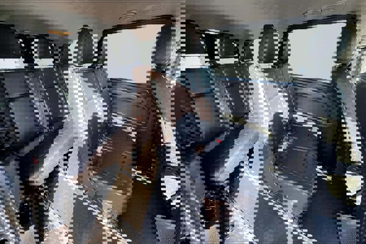 Used 2019 Mercedes-Benz Metris Passenger image 27