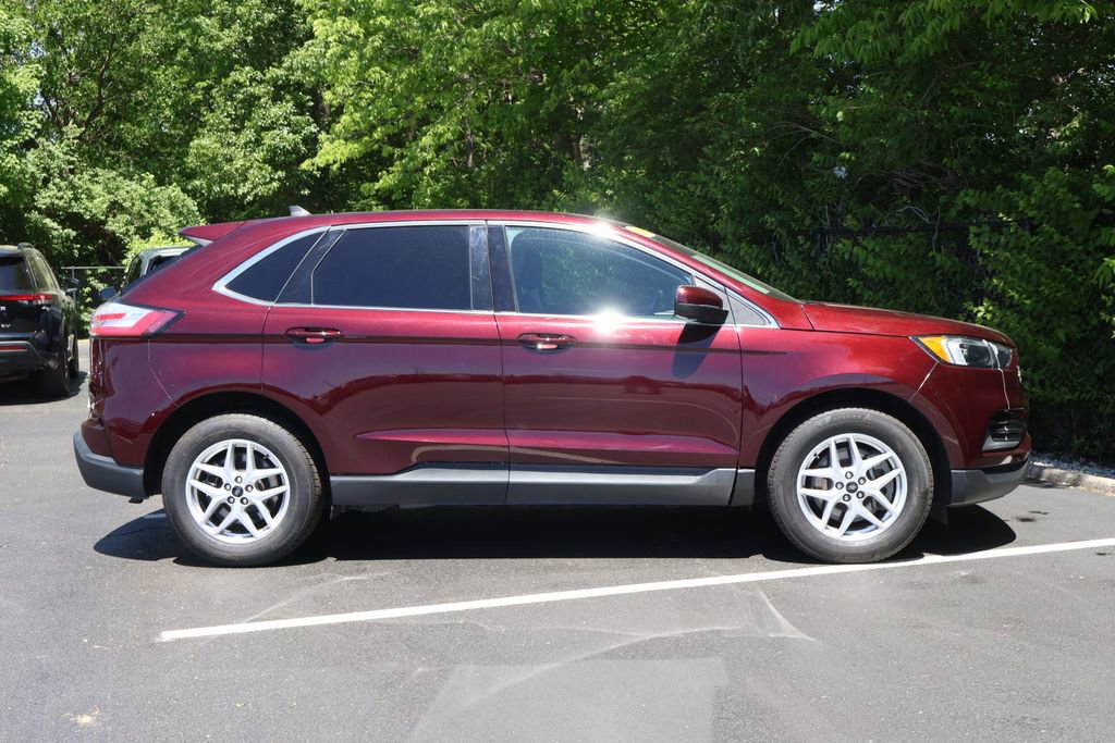 Used 2024 Ford Edge SEL AWD/4WD image 9