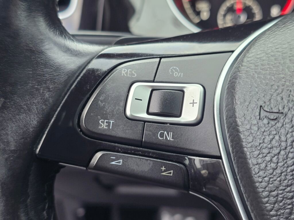 Used 2015 Volkswagen Golf SEL w/ Lighting Package (SEL) image 24