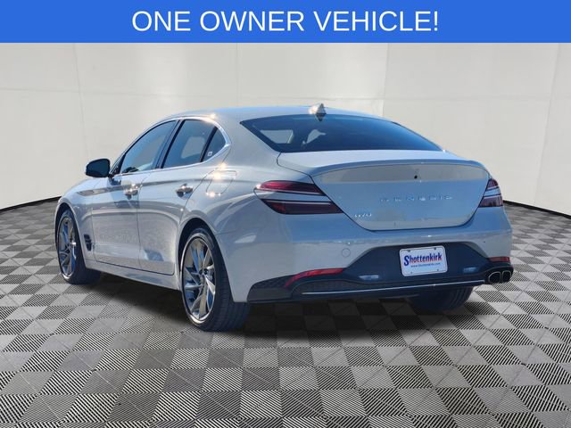Used 2022 Genesis G70 2.0T image 3