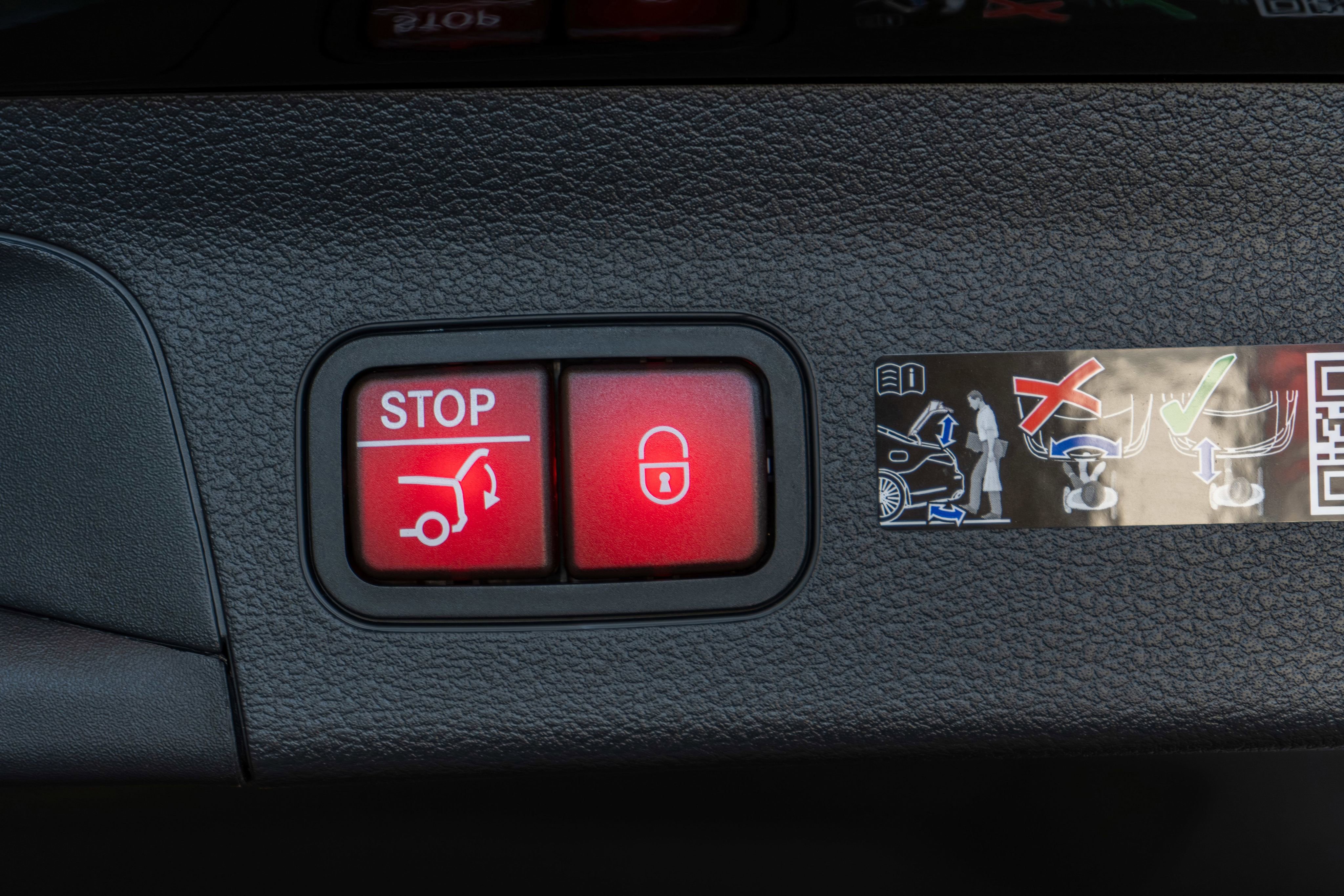 New 2026 Mercedes-Benz GLS 580 4MATIC image 34