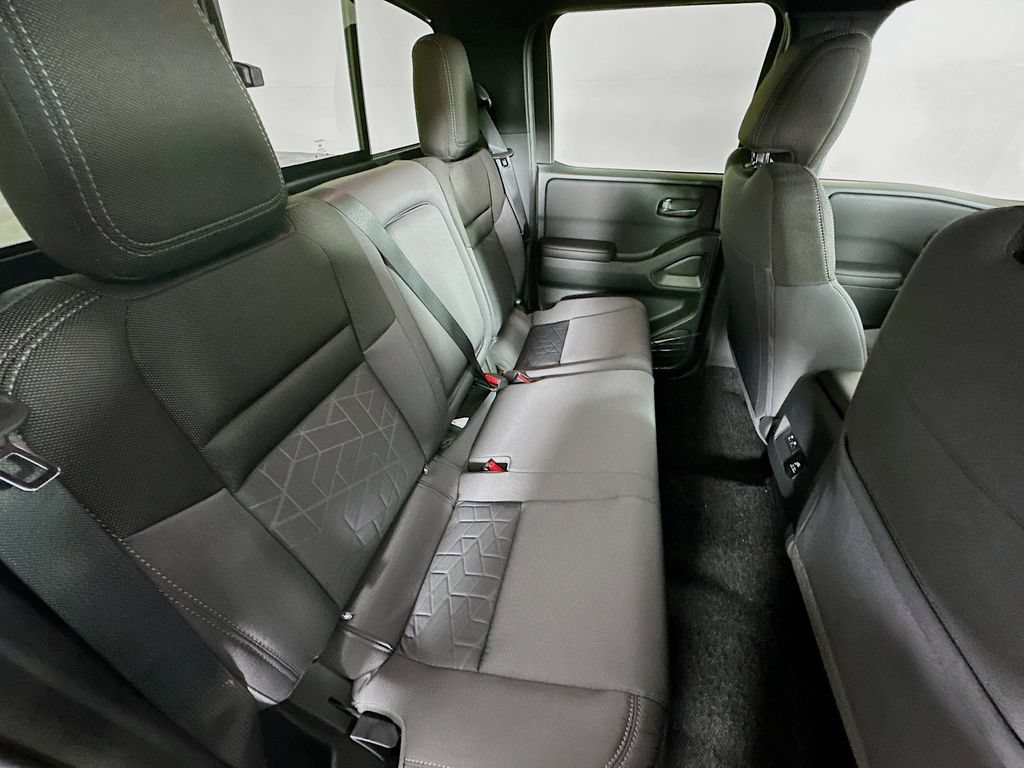 New 2026 Nissan Frontier SV w/ SV Convenience Package AWD/4WD image 33