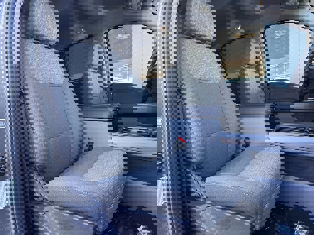 New 2026 Ford F350 XLT w/ XLT Premium Package image 40