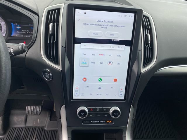 Used 2022 Ford Edge SEL w/ Convenience Package image 11