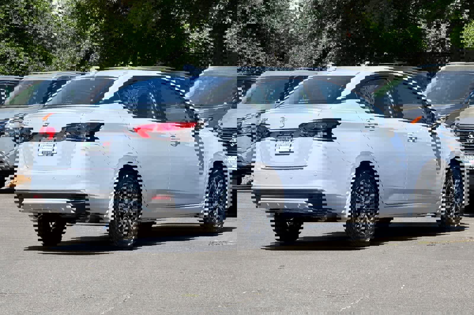 New 2025 Nissan Versa SV w/ Trunk Package image 2