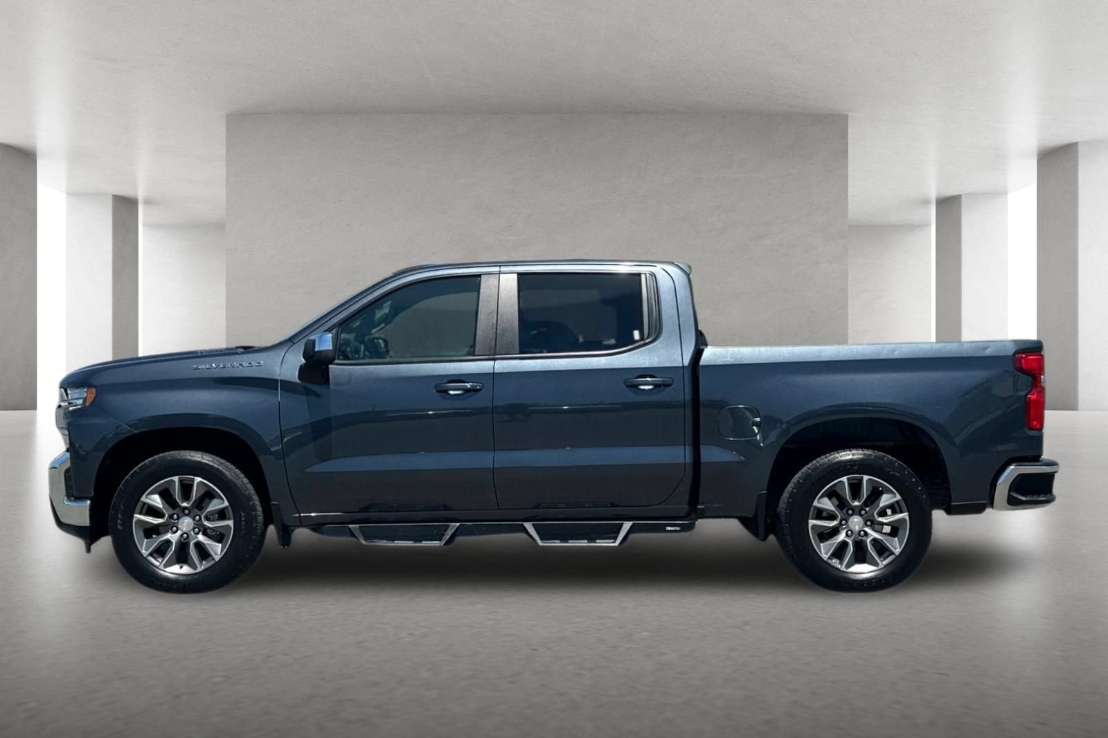 Used 2021 Chevrolet Silverado 1500 LT w/ All Star Edition Plus RWD image 7