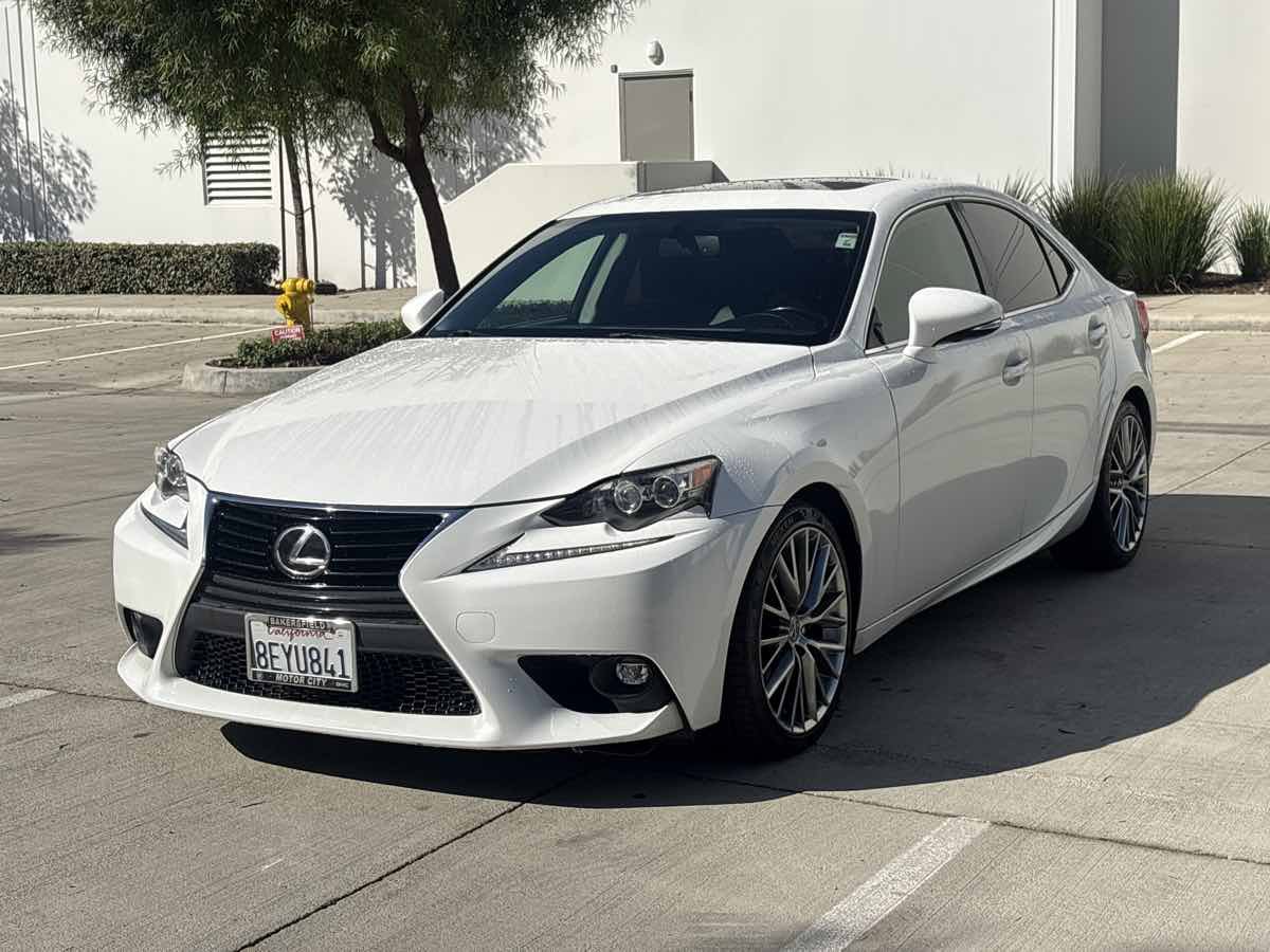 Used 2015 Lexus IS 250 w/ Navigation System Package RWD image 7