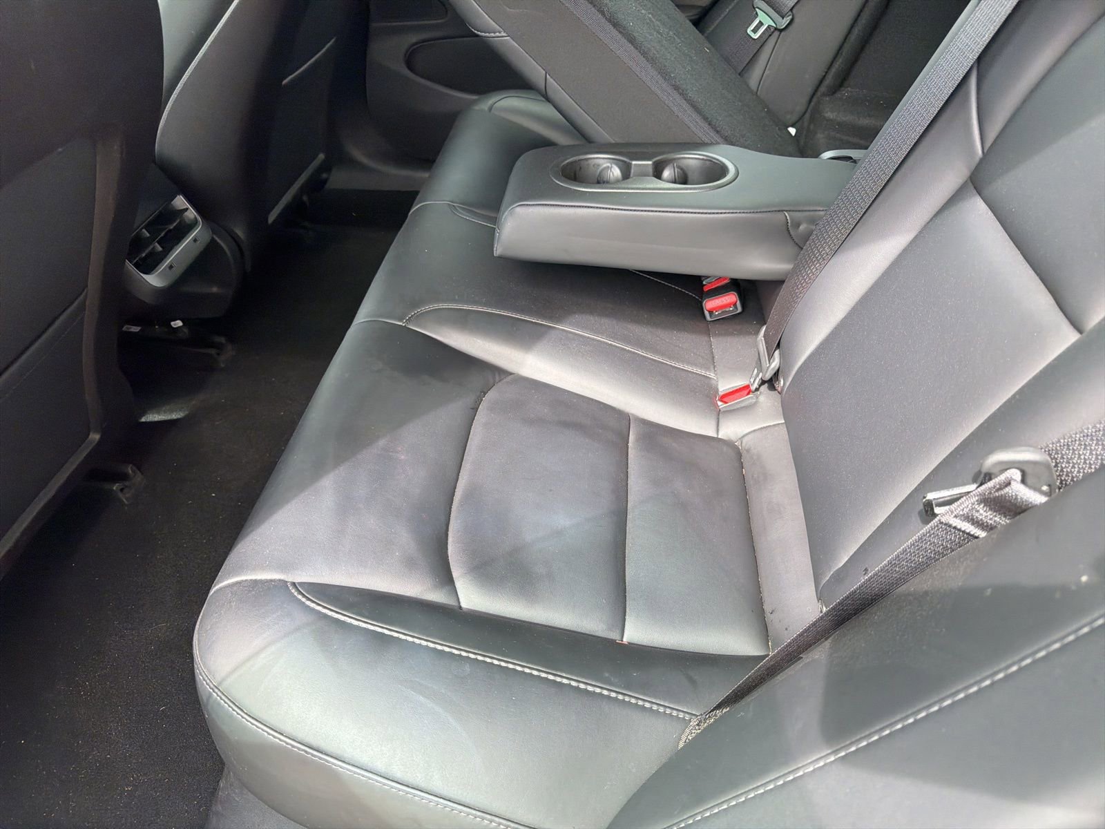 Used 2019 Tesla Model 3 Standard Range Plus image 10