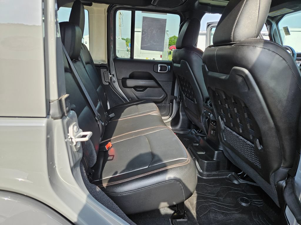 Used 2023 Jeep Wrangler Unlimited Rubicon 392 AWD/4WD image 23