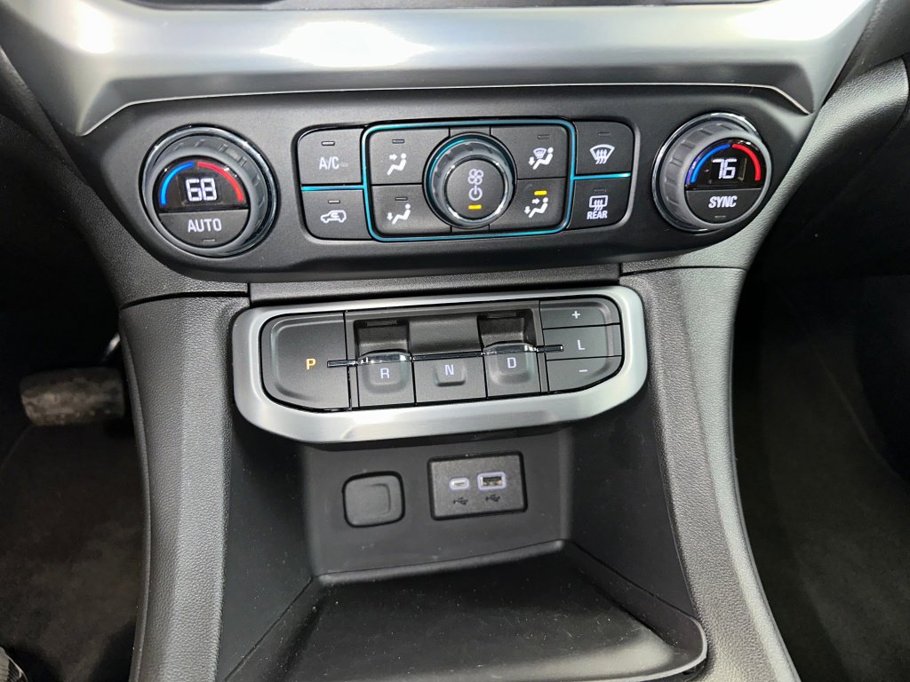 Certified 2023 GMC Acadia SLE w/ Driver Convenience Package image 13