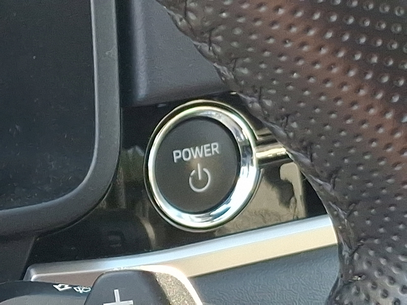 Used 2024 Mitsubishi Outlander SE image 23