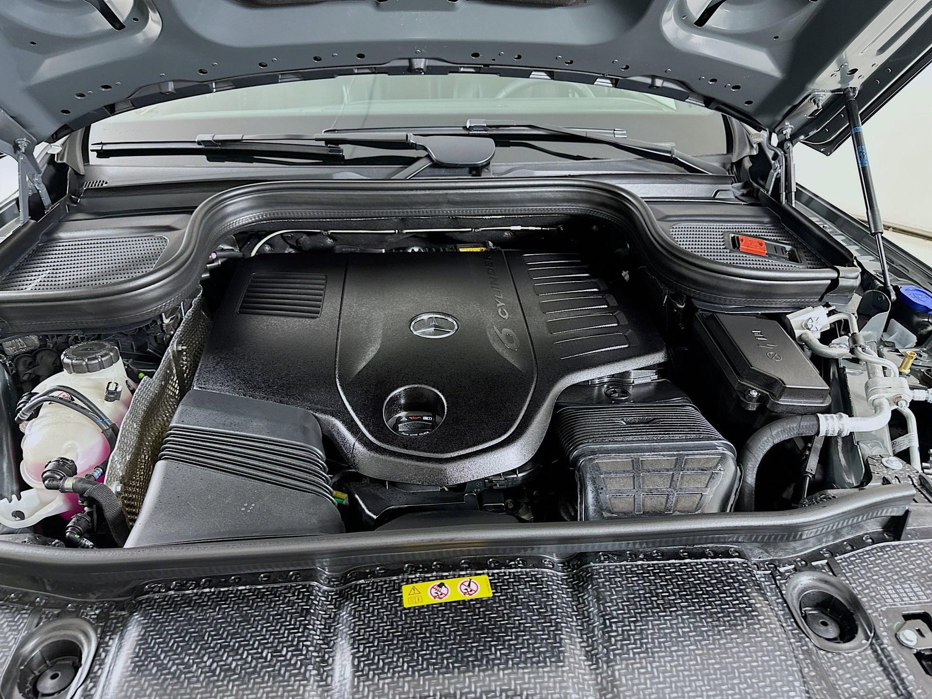 New 2026 Mercedes-Benz GLS 450 4MATIC image 34