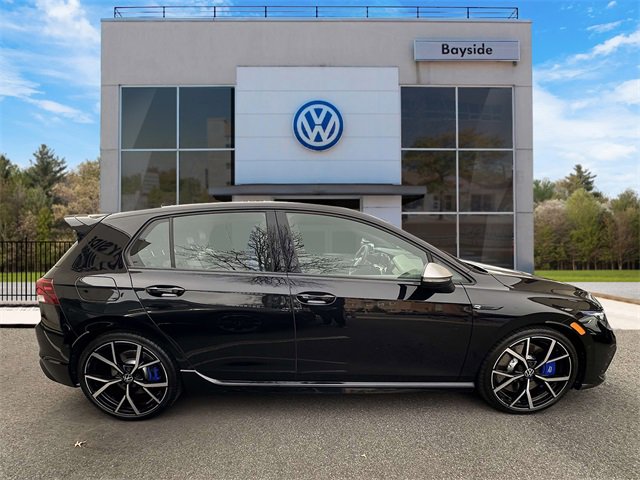 Certified 2022 Volkswagen Golf R image 2