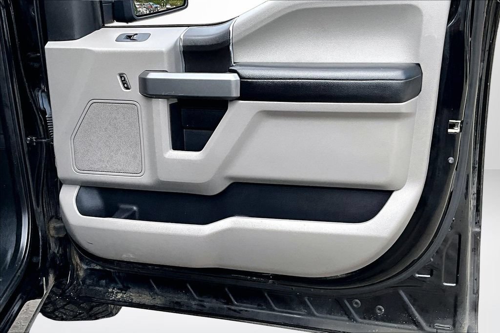 Used 2018 Ford F150 XLT AWD/4WD image 24