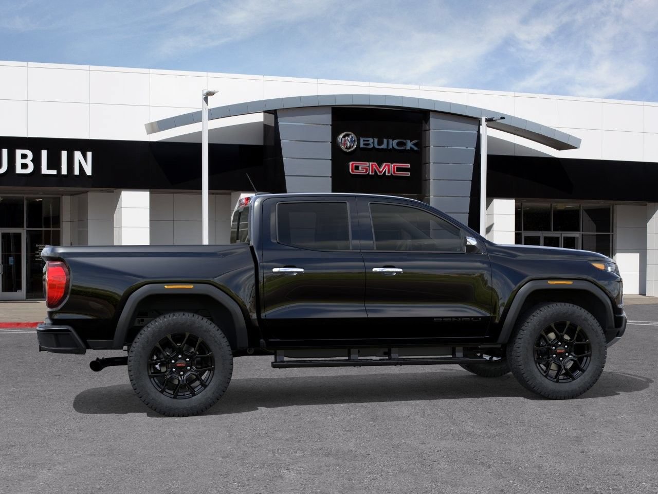 New 2026 GMC Canyon Denali w/ LPO, Denali Black Edition AWD/4WD image 3