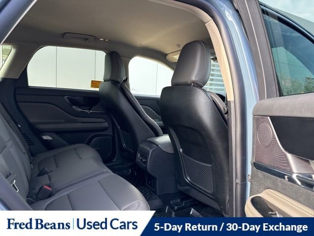 Used 2025 Lincoln Corsair AWD image 16