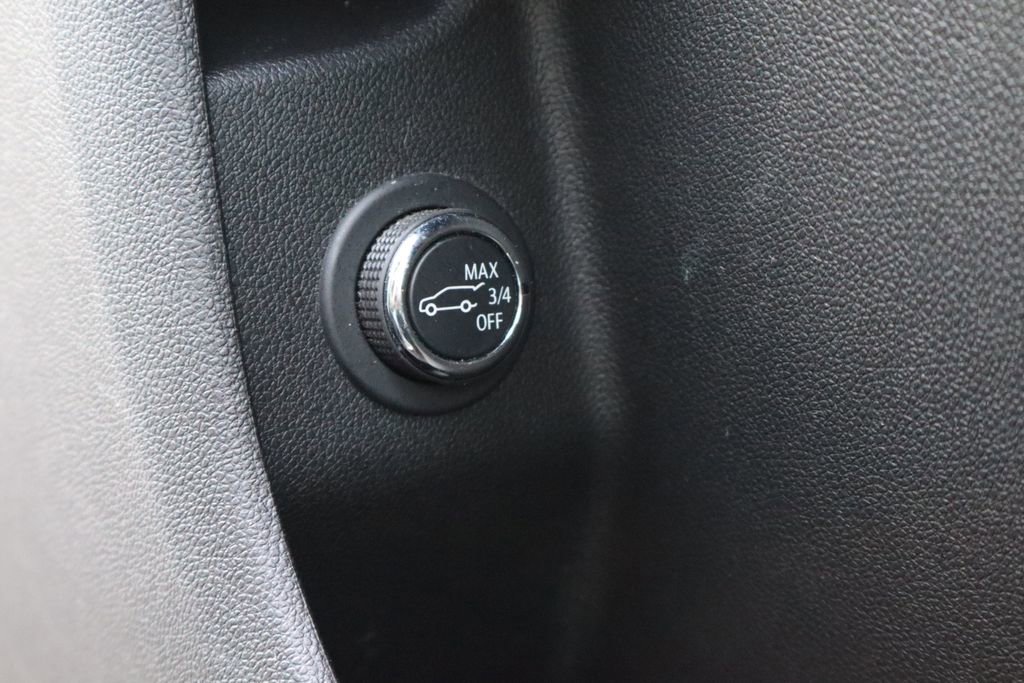 Used 2023 Cadillac XT4 Premium Luxury w/ Enhanced Visibility Package image 30