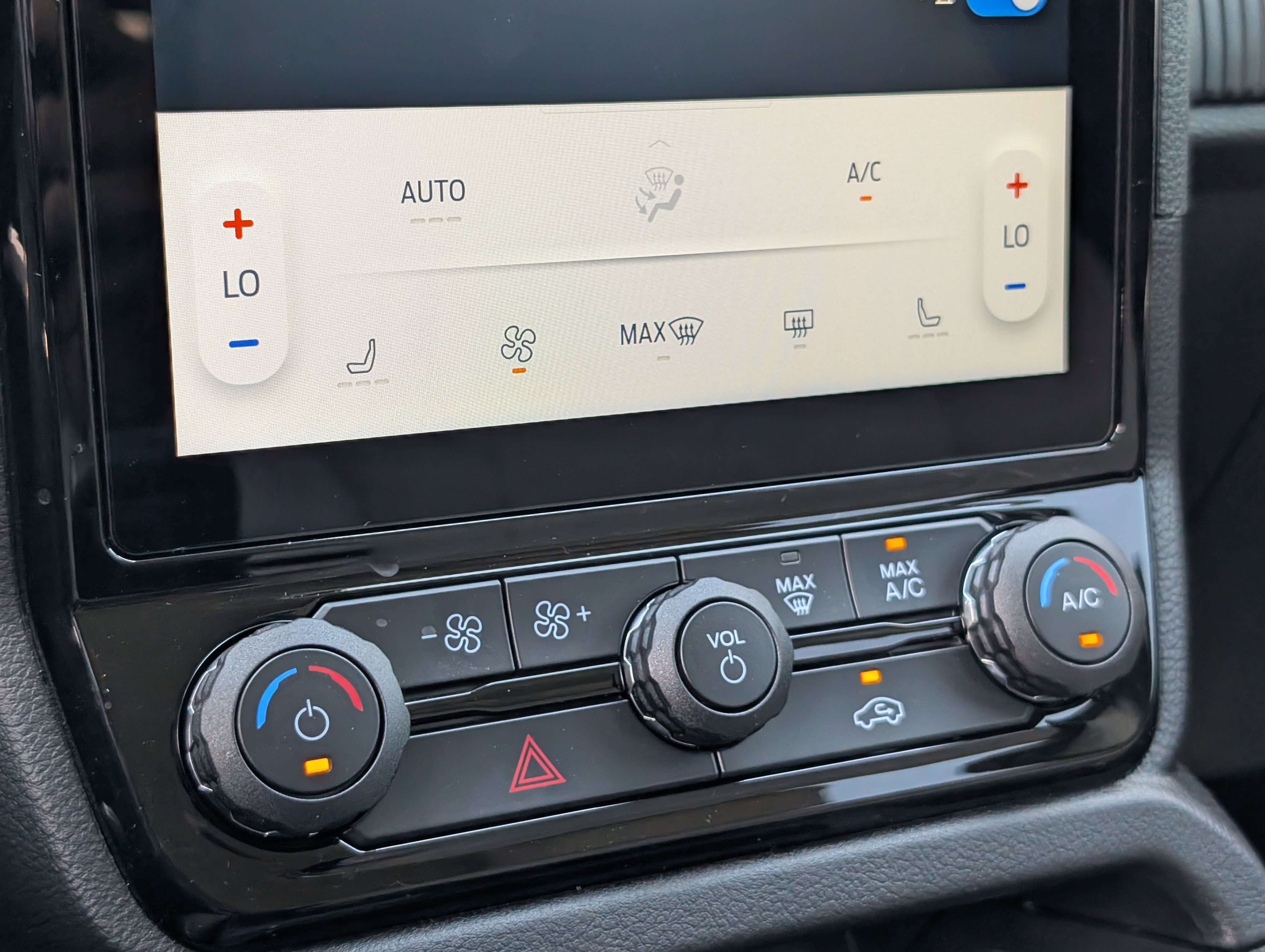 New 2025 Ford Ranger XLT w/ Equipment Group 301A High image 19