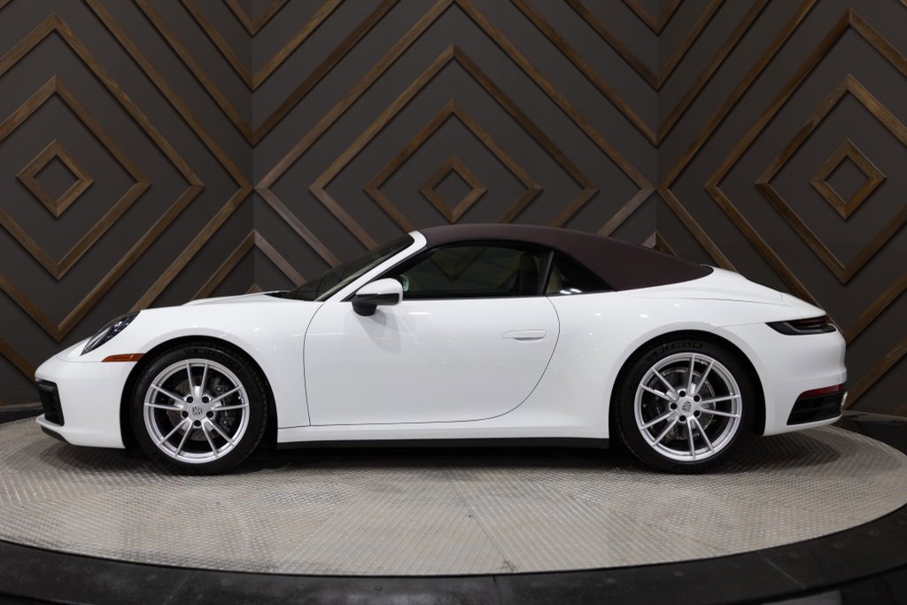 Used 2024 Porsche 911 Carrera image 17