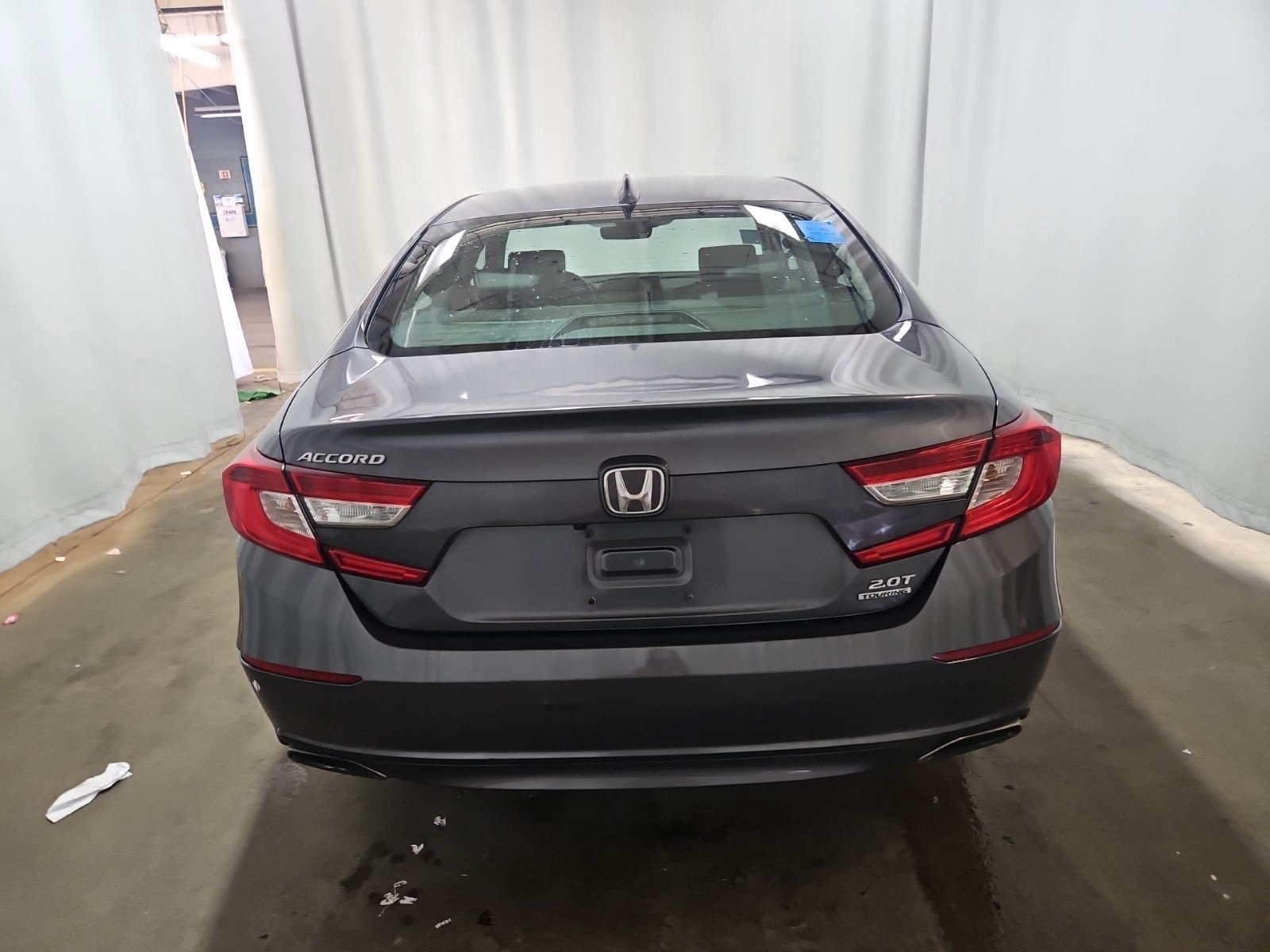Used 2018 Honda Accord Touring image 4