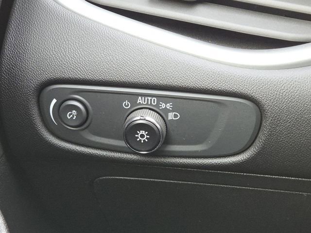 Certified 2023 Chevrolet Malibu LT w/ Driver Confidence Package image 10