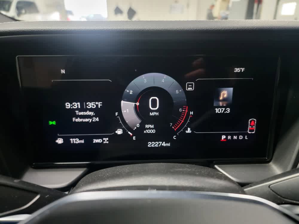Used 2025 GMC Terrain Elevation AWD/4WD image 17