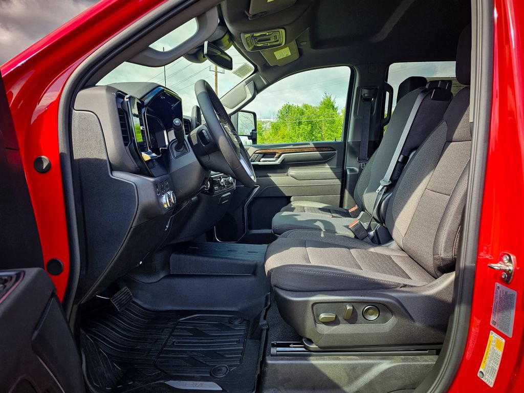 New 2026 GMC Sierra 3500 SLE w/ SLE Value Package AWD/4WD image 14