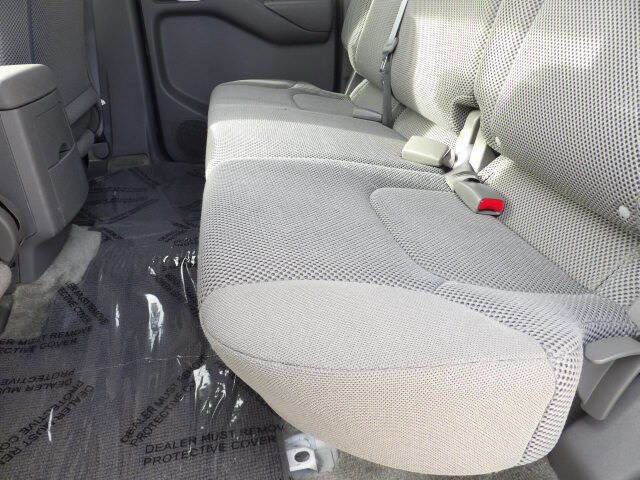 Used 2016 Nissan Frontier SV w/ SV Value Truck Package image 24