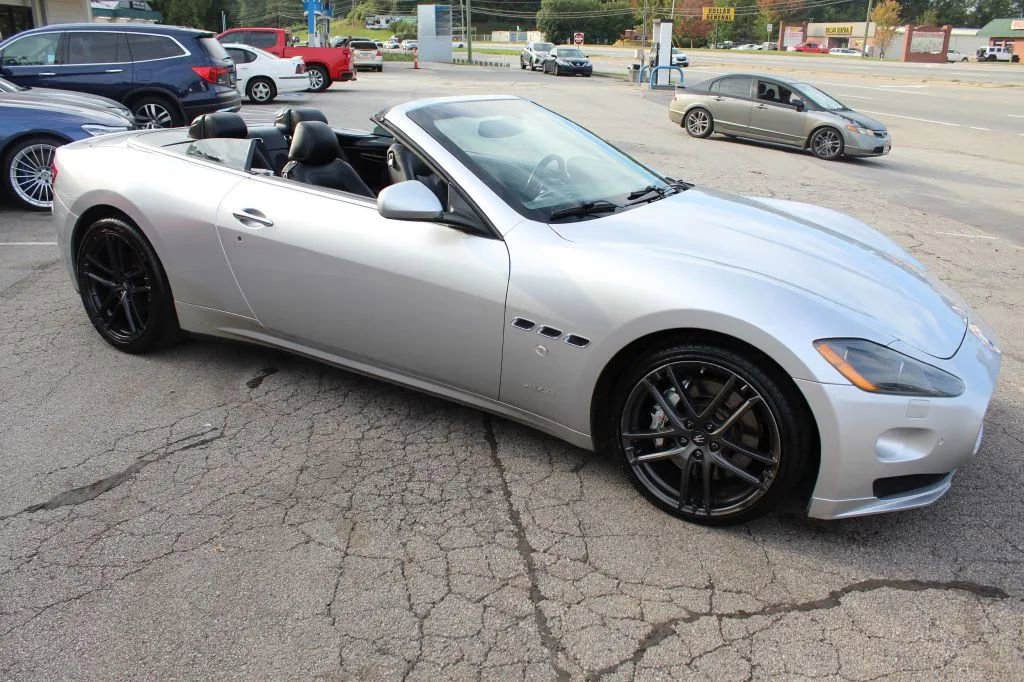 Used 2011 Maserati GranTurismo Convertible RWD image 13