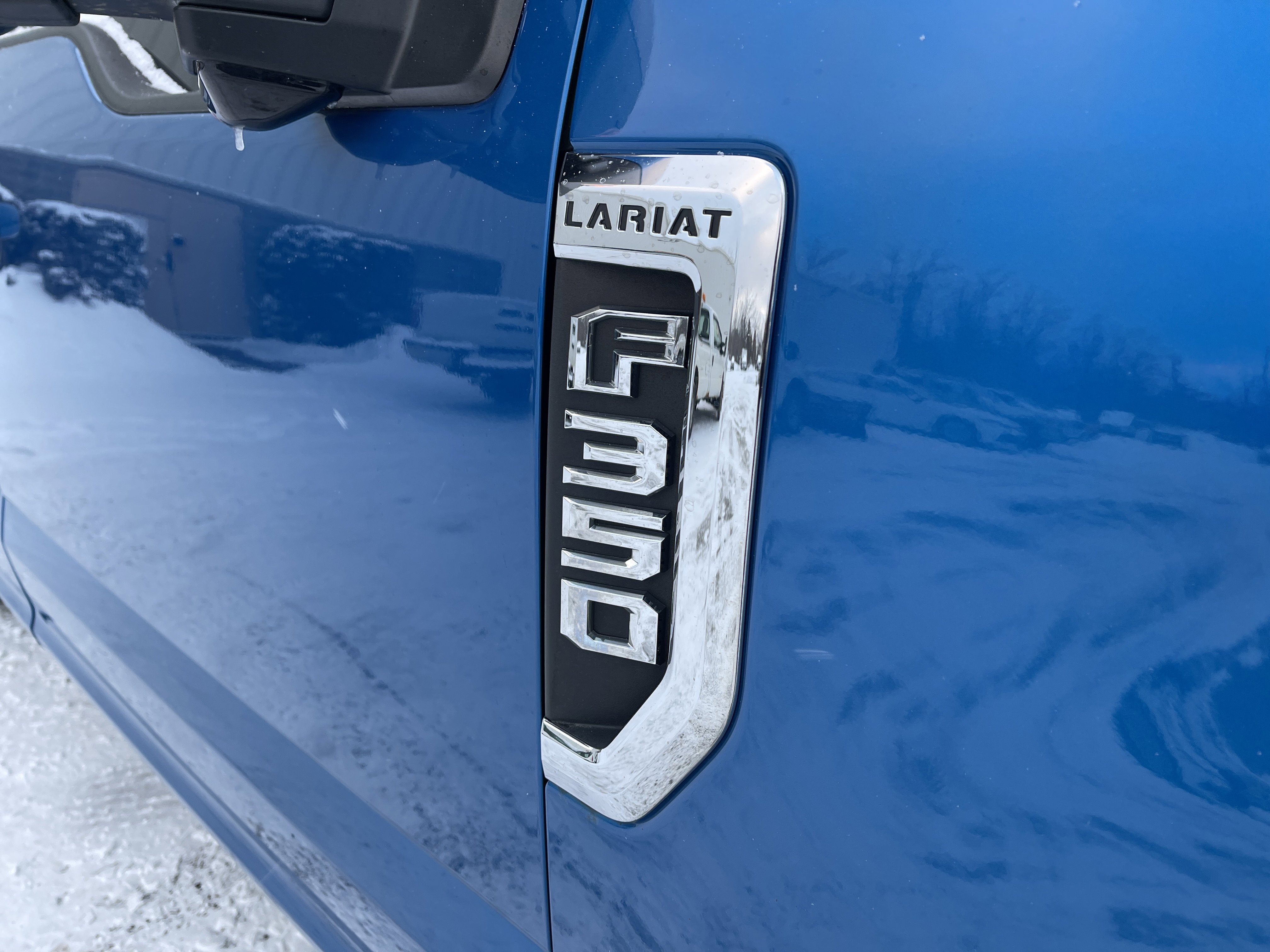 Used 2020 Ford F350 Lariat w/ Tremor Off-Road Package image 28