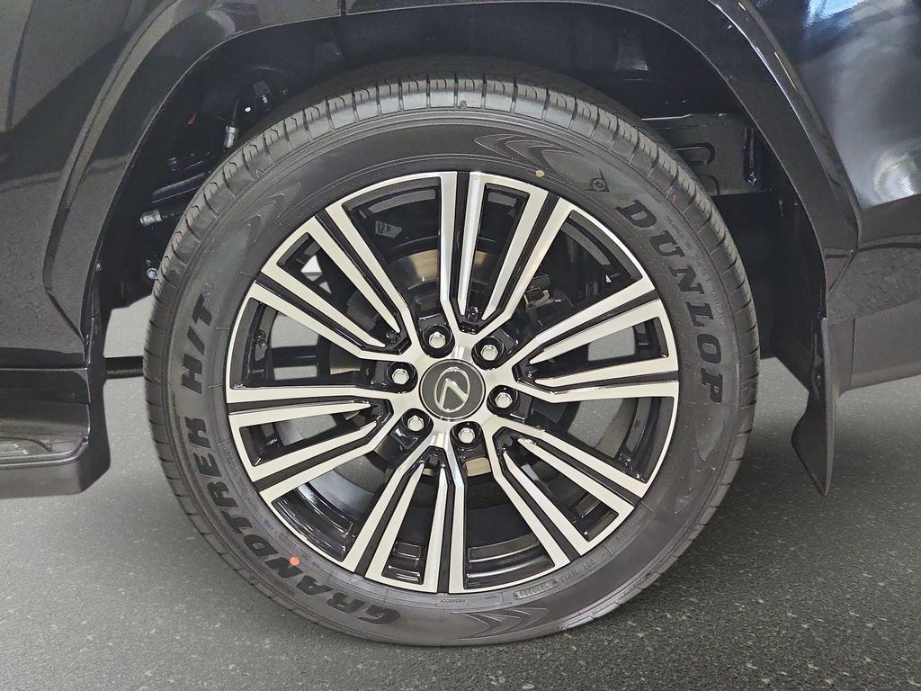 New 2026 Lexus LX 600 4WD w/ Luxury Package image 33