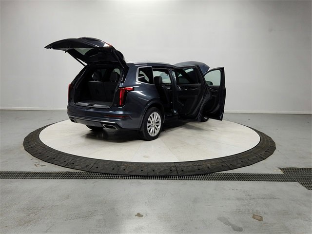 Used 2020 Cadillac XT6 Premium Luxury image 15