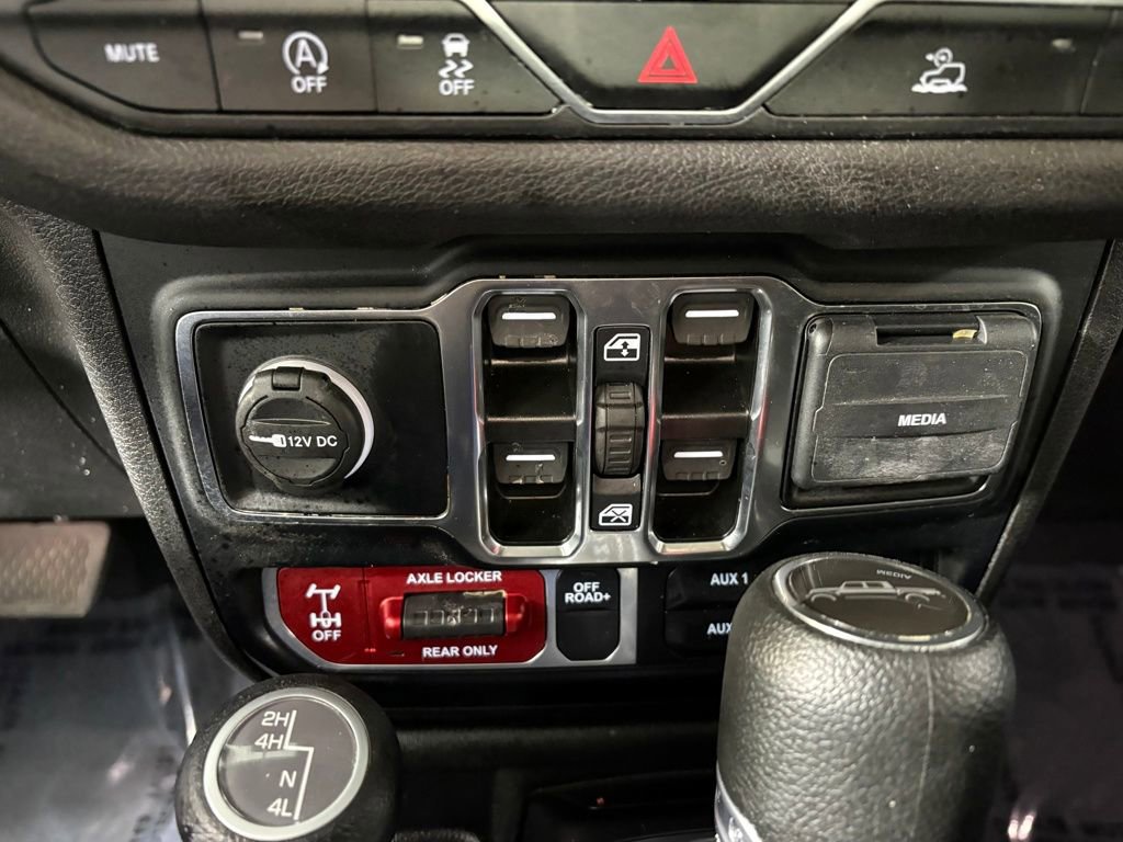 Used 2024 Jeep Gladiator Sport image 19