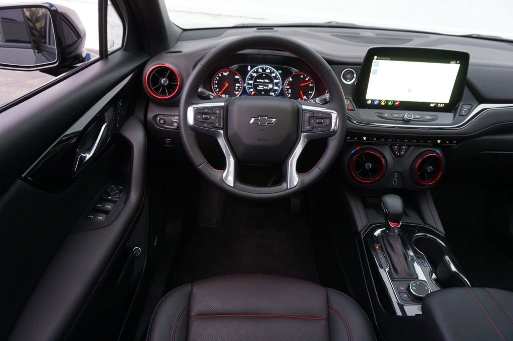 Used 2024 Chevrolet Blazer RS w/ Driver Confidence II Package FWD image 12