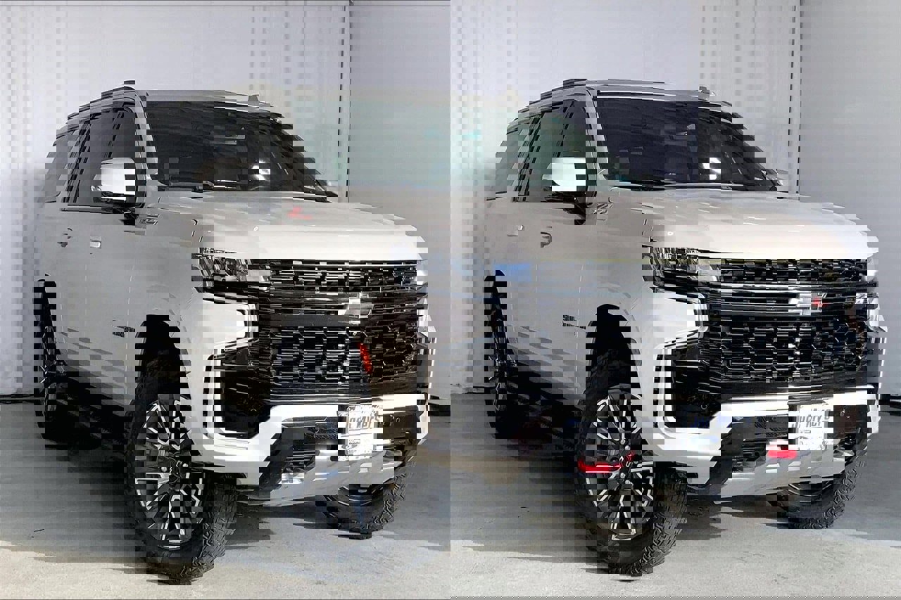 Used 2024 Chevrolet Suburban Z71 w/ Z71 Off-Road Package image 1