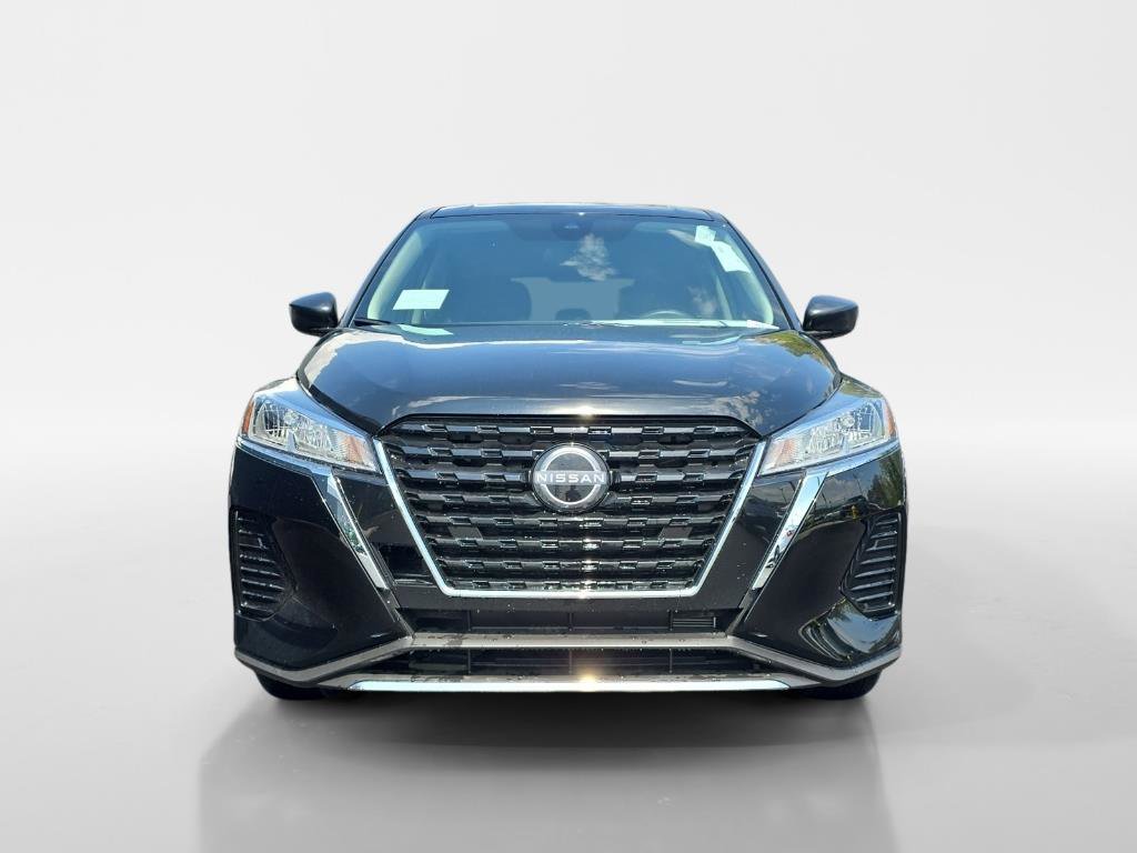 New 2025 Nissan Kicks Play S image 8