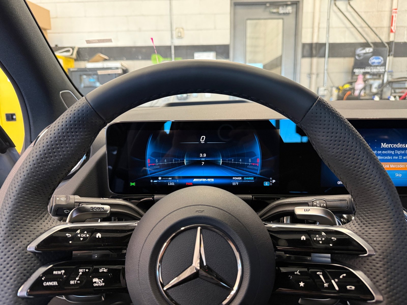 New 2026 Mercedes-Benz GLA 35 AMG 4MATIC image 10