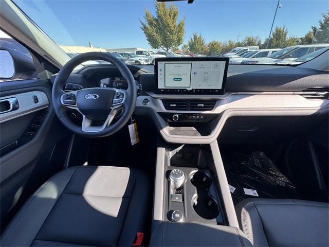 New 2026 Ford Explorer Active w/ Active Comfort Package image 22