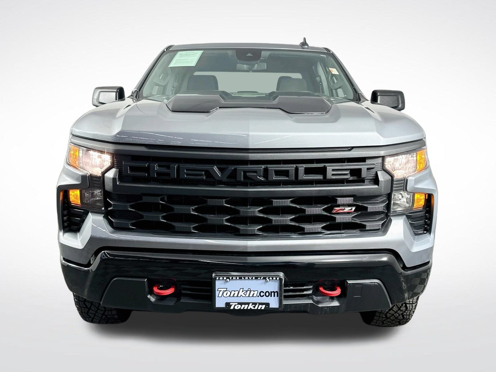 Used 2024 Chevrolet Silverado 1500 Custom Trail Boss AWD/4WD image 2