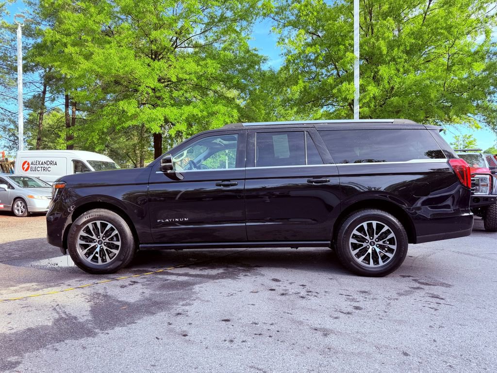 Used 2025 Ford Expedition Max Platinum AWD/4WD image 4
