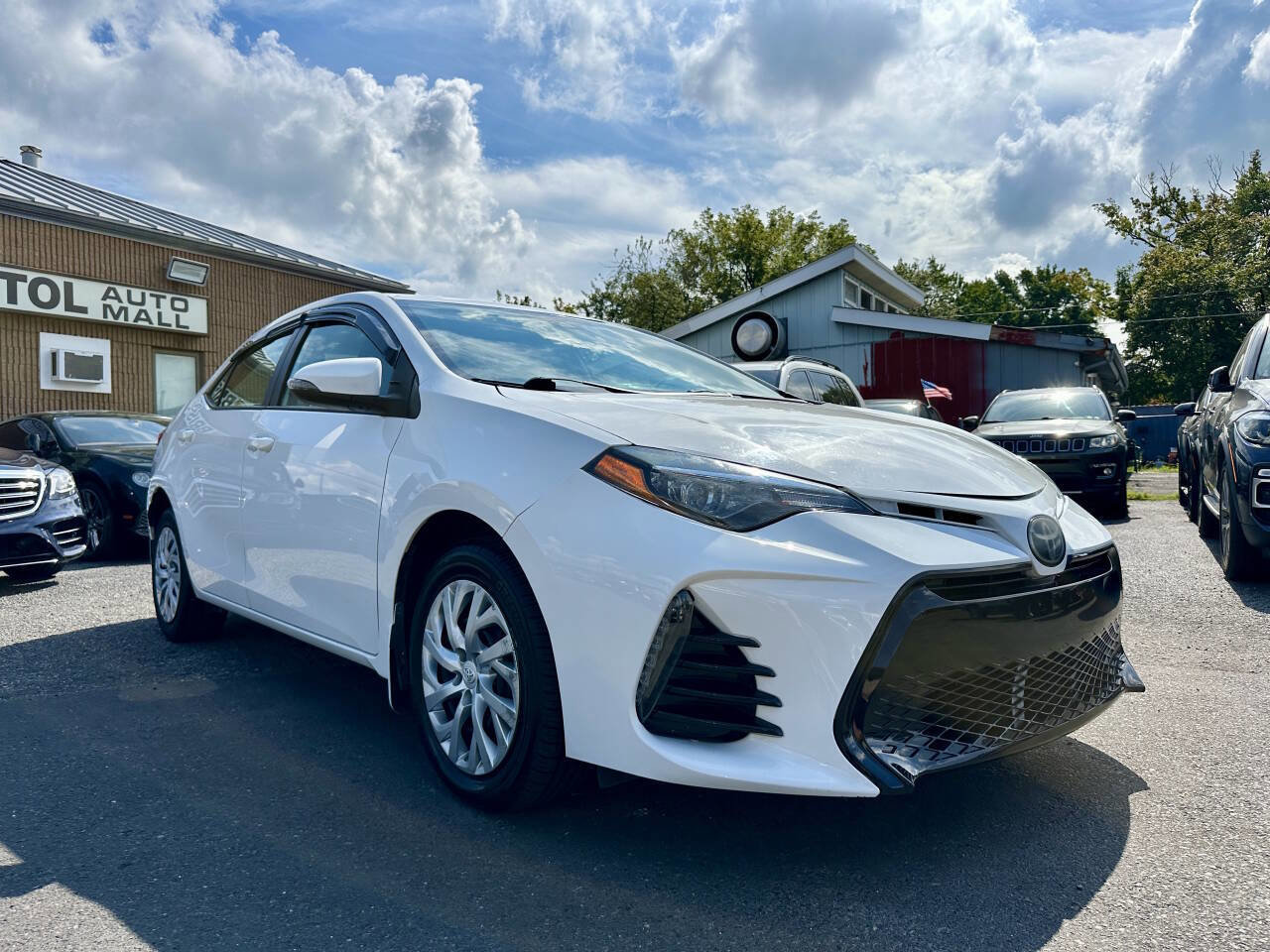 Used 2019 Toyota Corolla LE FWD image 8