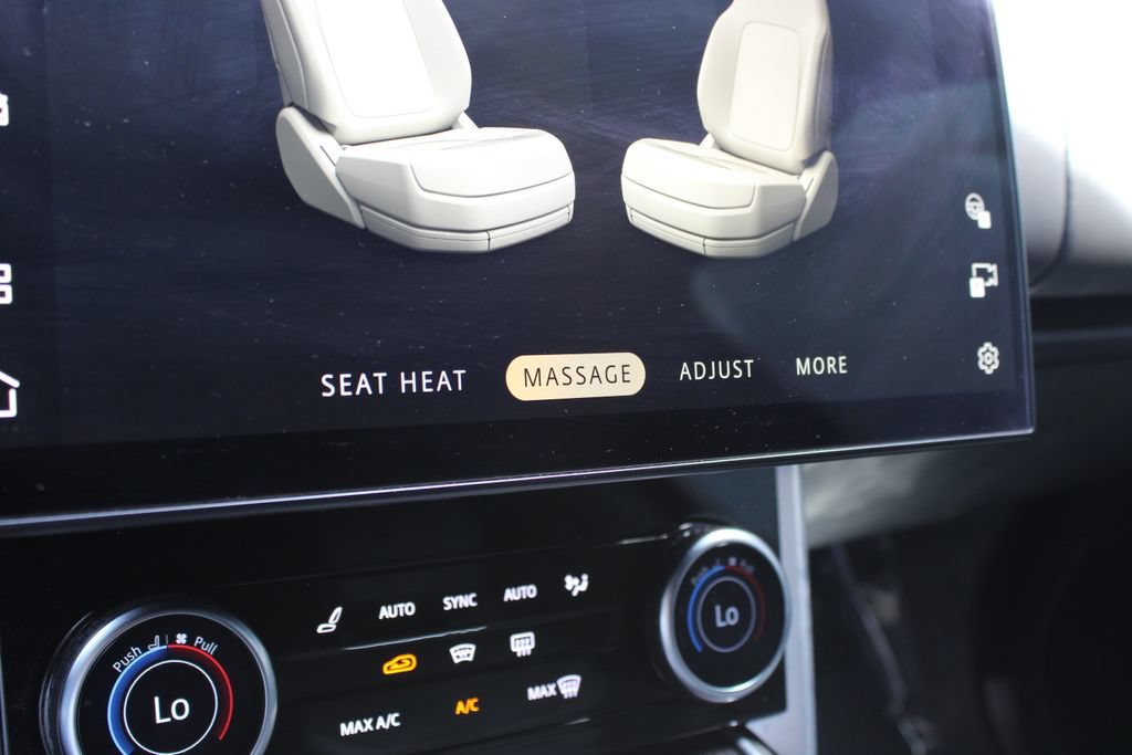 Used 2023 Land Rover Range Rover SE AWD/4WD image 16