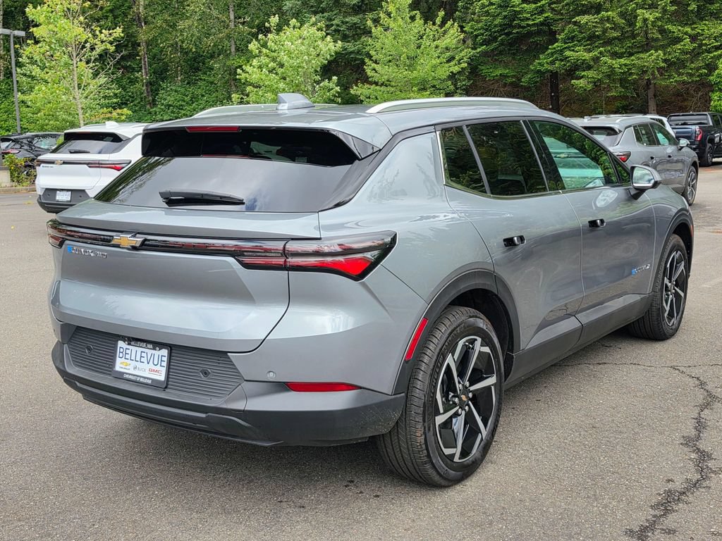 New 2026 Chevrolet Equinox EV LT AWD/4WD image 5