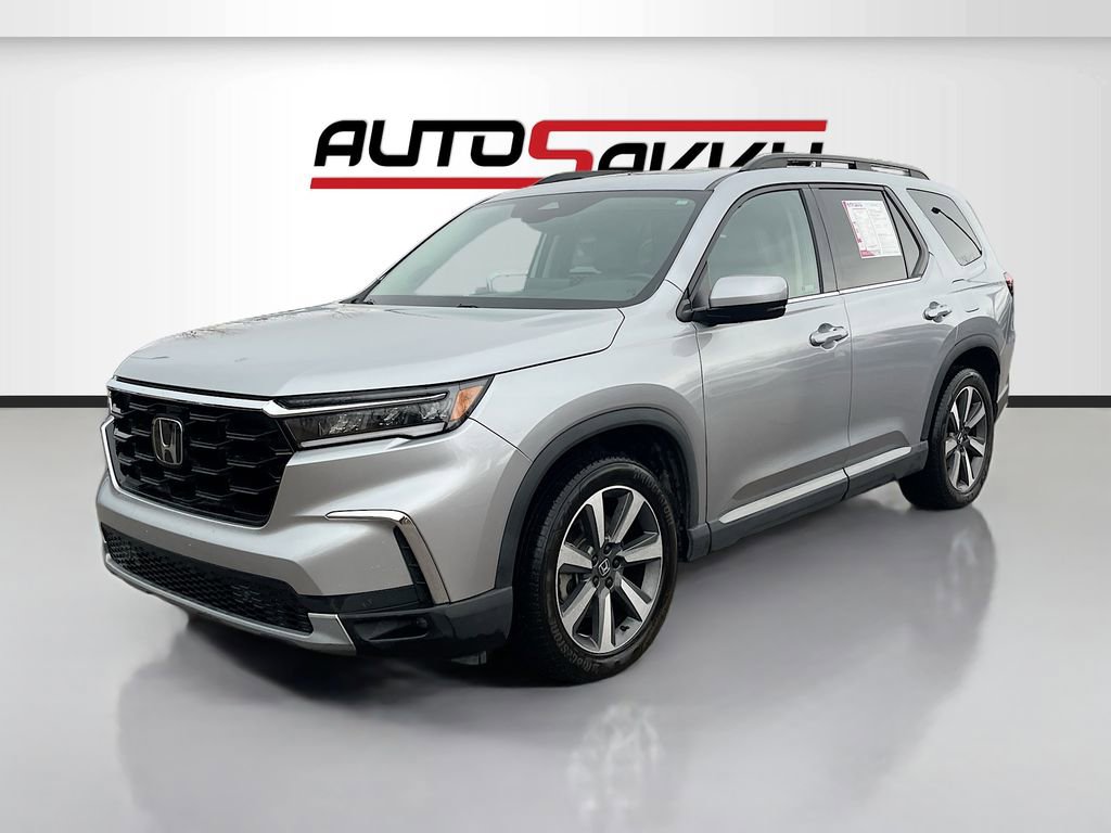 Used 2024 Honda Pilot Touring image 3