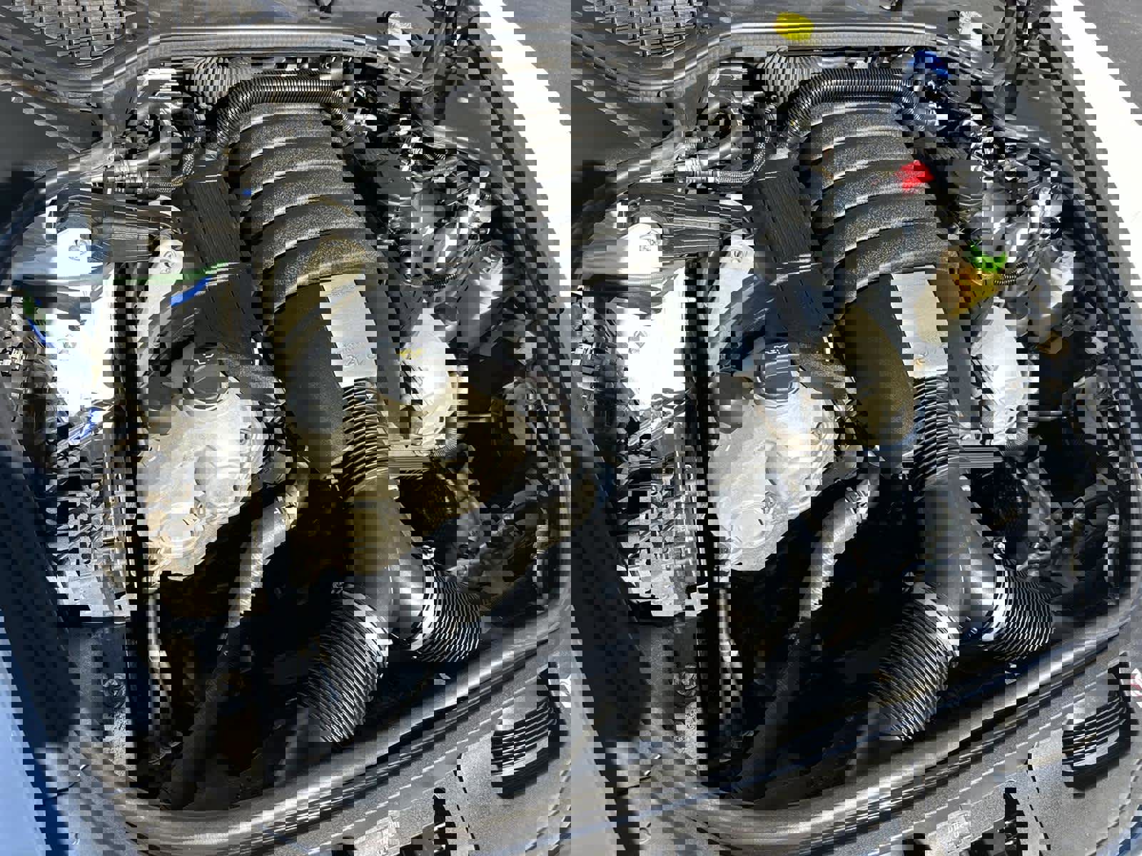 Used 2016 Porsche Panamera 4 image 9