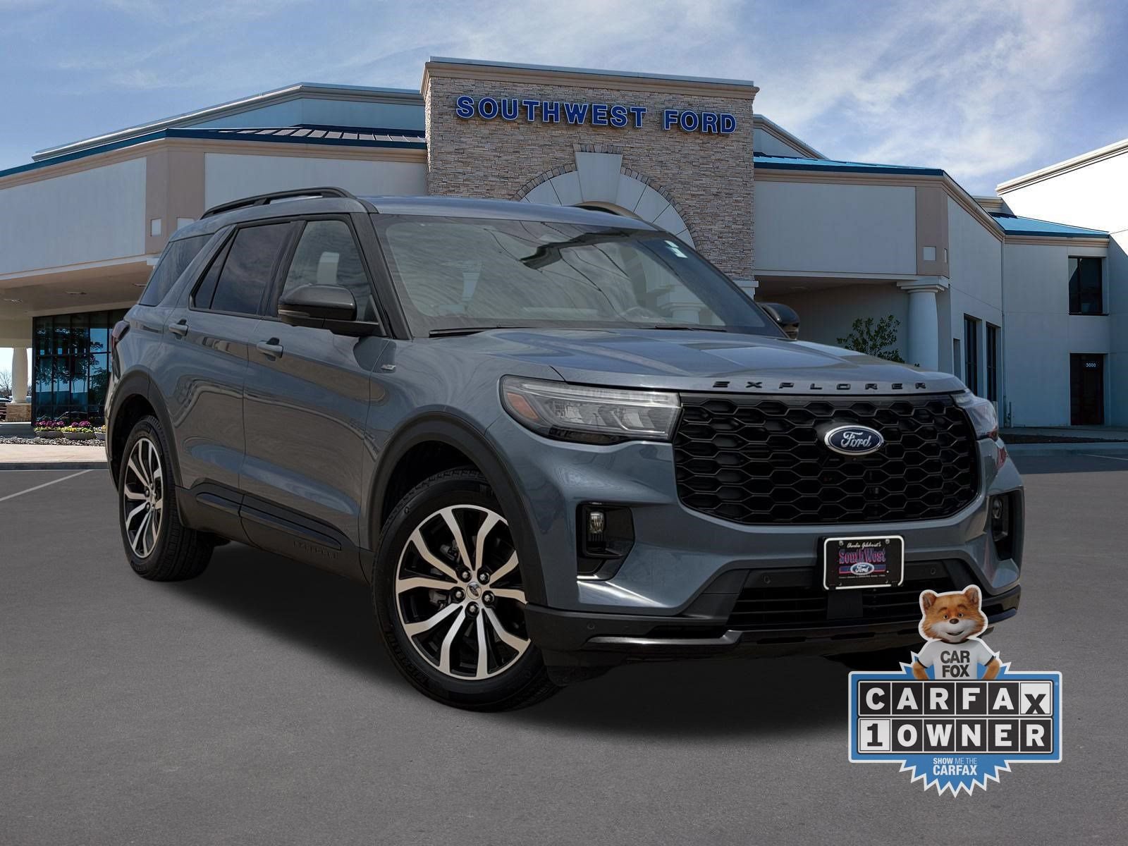 Used 2025 Ford Explorer ST-Line w/ Premium Package
