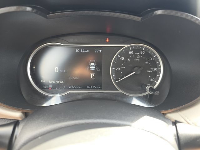 Used 2021 Nissan Versa SV FWD image 17