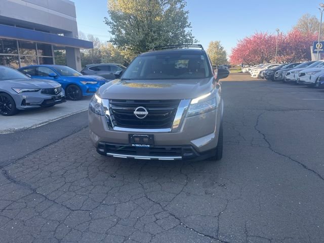 Used 2023 Nissan Pathfinder Platinum AWD/4WD image 30